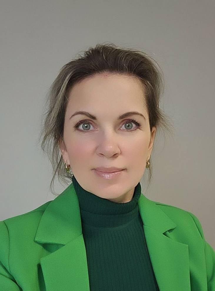 Елена Гром